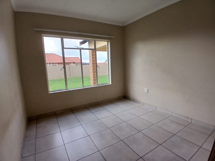 3 Bedroom Property for Sale in Waterkloof Hill Estate North West